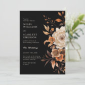 Elegantes Black Fall Monogramm in einer Hochzeit Einladung (Stehend Vorderseite)