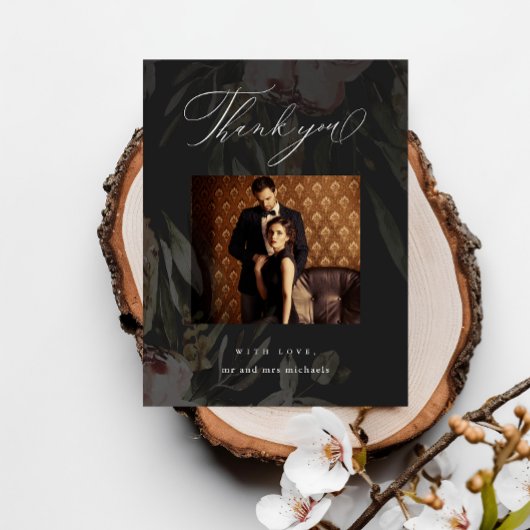 Elegantes Black Floral Overlay Foto Hochzeit Dank Postkarte