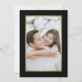 Elegantes Black Gold Calligraphy Foto Save the Dat Einladung (Rückseite)