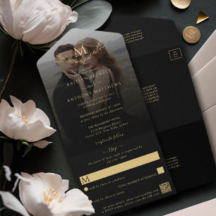Elegantes Black & Gold Monogram Wreath Wedding Fot All In One Einladung