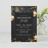 Elegantes Black & Gold New Year's Eve Party Einladung (Stehend Vorderseite)