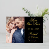 Elegantes Black & Gold Rettete unser Date Foto Rea Folieneinladung (Stehend vorne)