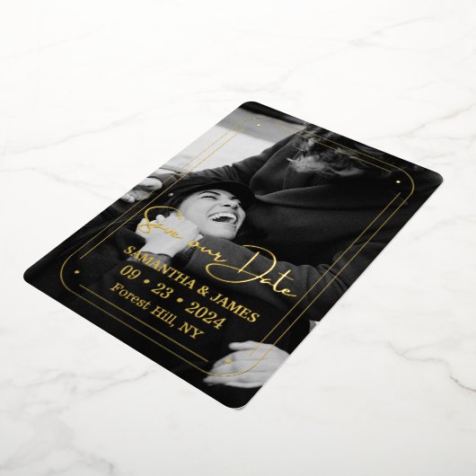 Elegantes Black Gold Script-Foto Save the Date Folieneinladung (Gedreht)