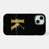 Elegantes Black-Gold-Script-Monogramm iPhone 15 Hülle (Rückseite (Horizontal))