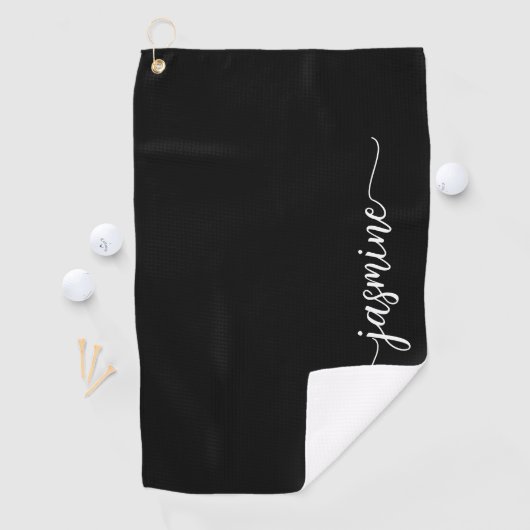 Elegantes Black Minimal Girly Monogram Name Script Golfhandtuch (Insitu)
