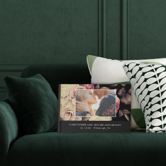 Elegantes Black Moody Floral Foto Hochzeit Gästebuch