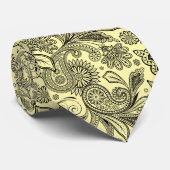 Elegantes Black Paisley auf gelbem Hintergrund Kra Krawatte (Gerollt)