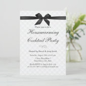 Elegantes Black Ribbon Housewarming Cocktail Party Einladung (Stehend Vorderseite)