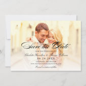 Elegantes Black Script Overlay Wedding Foto Save The Date (Vorderseite)