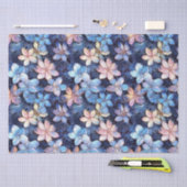 Elegantes Blau und Rosa Blume Mosaikglas-Muster Seidenpapier (Handwerk)