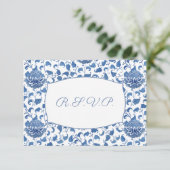 Elegantes Blau-Weiß-Menü Optionen Hochzeit RSVP Karte (Stehend Vorderseite)