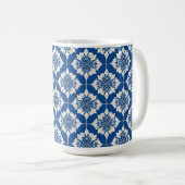 Elegantes Blau-Weiß-Muster Kaffeetasse (VorderseiteRechts)