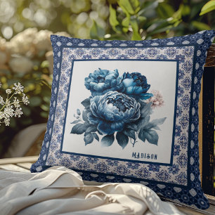 Elegantes blaues Chinoiserie-Toile-Blumenmonogramm Kissen