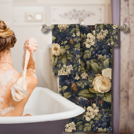 Elegantes blaues Cream Floral Muster Badhandtuch Set