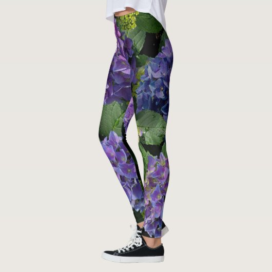 Elegantes blaues lila Magenta grünes Hydrangea Leggings (Links)