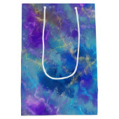 Elegantes blaues, Lila und goldenes Marmormuster Mittlere Geschenktüte (Rückseite)