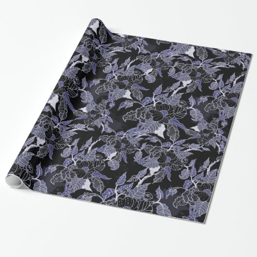 Elegantes blaues und graues dunkles Blumenpapier Geschenkpapier (Ungerollt)