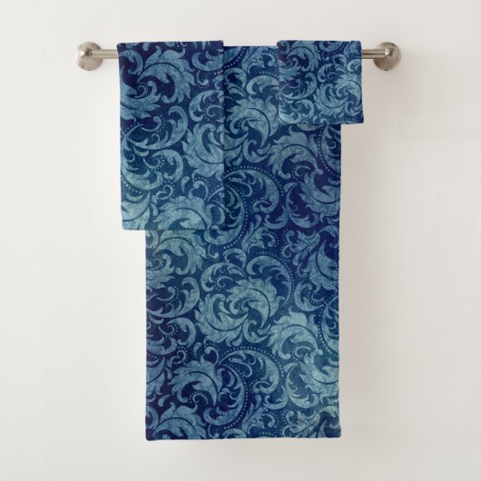 Elegantes Blaues Vintag Damask Muster Badhandtuch Set (Insitu)