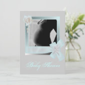 Elegantes Blue Baby Shower Foto Einladung (Stehend Vorderseite)