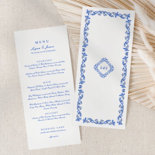 Elegantes Blue Chinoiserie Script Wedding Menu Menükarte