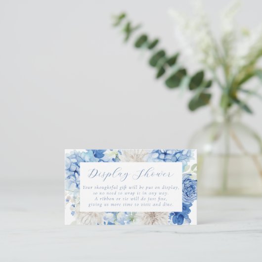 Elegantes Blue Floral Brautparty Begleitkarte (Stehend Vorderseite)