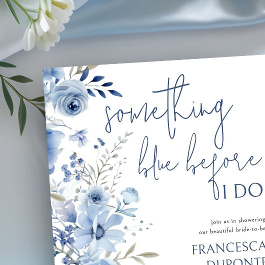 Elegantes Blue Floral Brautparty Einladung