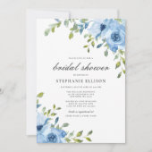 Elegantes Blue Floral Greenery Brautparty Einladung (Vorderseite)