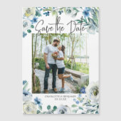 Elegantes Blue Floral Spring Foto Save the Date Magneteinladung (Vorderseite)