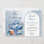 Elegantes Blue Floral Tee Set Brautparty Tea Einladung (Vorderseite)