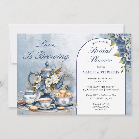 Elegantes Blue Floral Tee Set Brautparty Tea Einladung (Vorderseite)