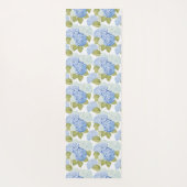 Elegantes Blue Hydragea Blume Muster Monogramm Yogamatte (Rückseite)