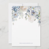 Elegantes Blue Hydrangea & Rose Hochzeiten Einladung (Rückseite)