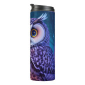 Elegantes Blue Lila Magical Owl Comic Kunst Thermosbecher (Nach rechts gedreht)
