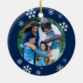 Elegantes Blue Snowflake Weihnachts-Foto Keramik Ornament (Hinten)