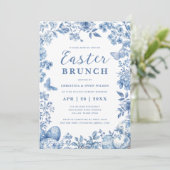 Elegantes Blue Toile Whimsical Floral Oaster Brunc Einladung (Stehend Vorderseite)