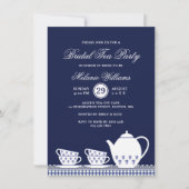 Elegantes Blue White Floral Tee Party Brautparty Einladung (Vorderseite)