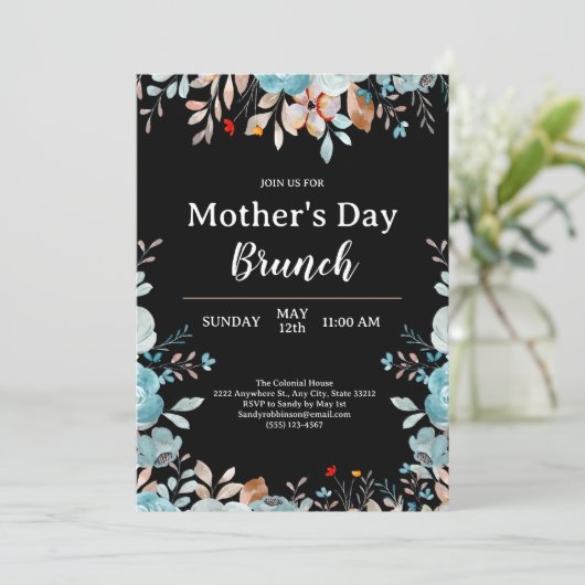 Elegantes Blue Wildblumen Black Mother Day Brunch Einladung (Stehend Vorderseite)