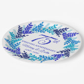 Elegantes Blue Wreath Party zum 75. Jahrestag Pappteller (Schrägansicht)