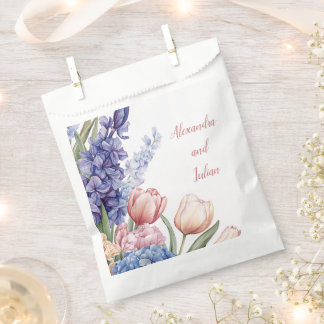 Elegantes Blumenbündel Geschenktütchen
