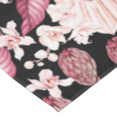 Elegantes, blumengeschmücktes Wasserfarbenmuster Tischdecke (Schrägansicht)