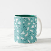 Elegantes Blumenmuster - Aquamarin & weiß botanisc Zweifarbige Tasse (VorderseiteRechts)