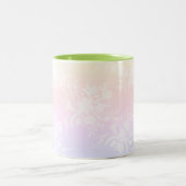 Elegantes Blumenmuster in Pastellfarben Zweifarbige Tasse (Mittel)