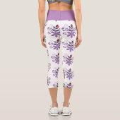 Elegantes Blumenmuster lila violett grau Capri Leggings (Rückseite)