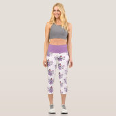 Elegantes Blumenmuster lila violett grau Capri Leggings (Vorderseite)
