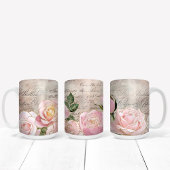 Elegantes Blumenmuster mit Vintagem Skript und ros Kaffeetasse