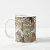 Elegantes Blumenmuster-Rose Petal-Muster Kaffeetasse (Links)