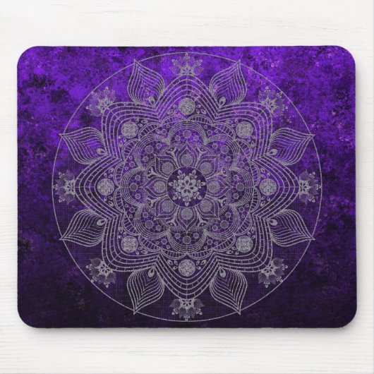 Elegantes Blumensilber und Lila Mandala Namaste Mousepad (Vorne)