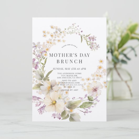 Elegantes Blumenwasser Muttertagsbrunch Einladung (Stehend Vorderseite)