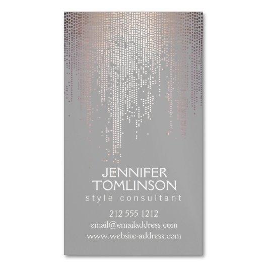 Elegantes Blush Confetti Regenmuster Grau Magnetische Visitenkarte (Vorderseite Vertikal)