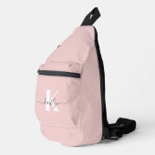 Elegantes Blush Pink Gray Script Monogram Crossbody Bag (Rechte Ecke)